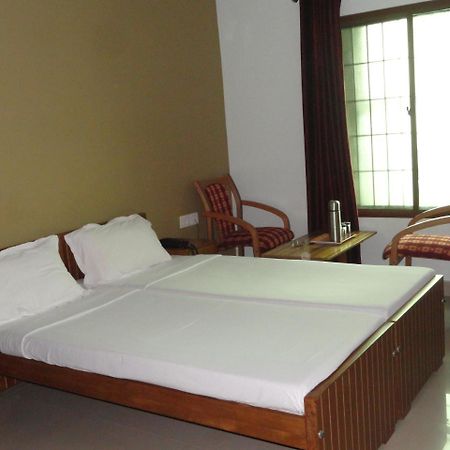 Hotel Madikeri Heritage Esterno foto