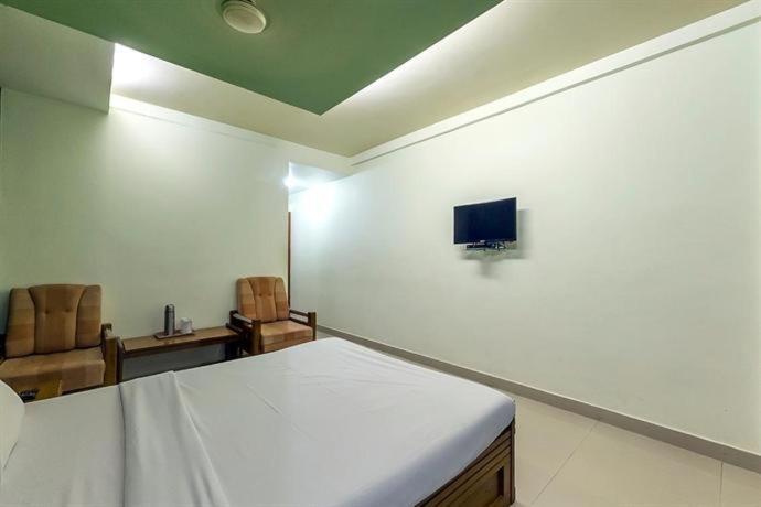 Hotel Madikeri Heritage Esterno foto