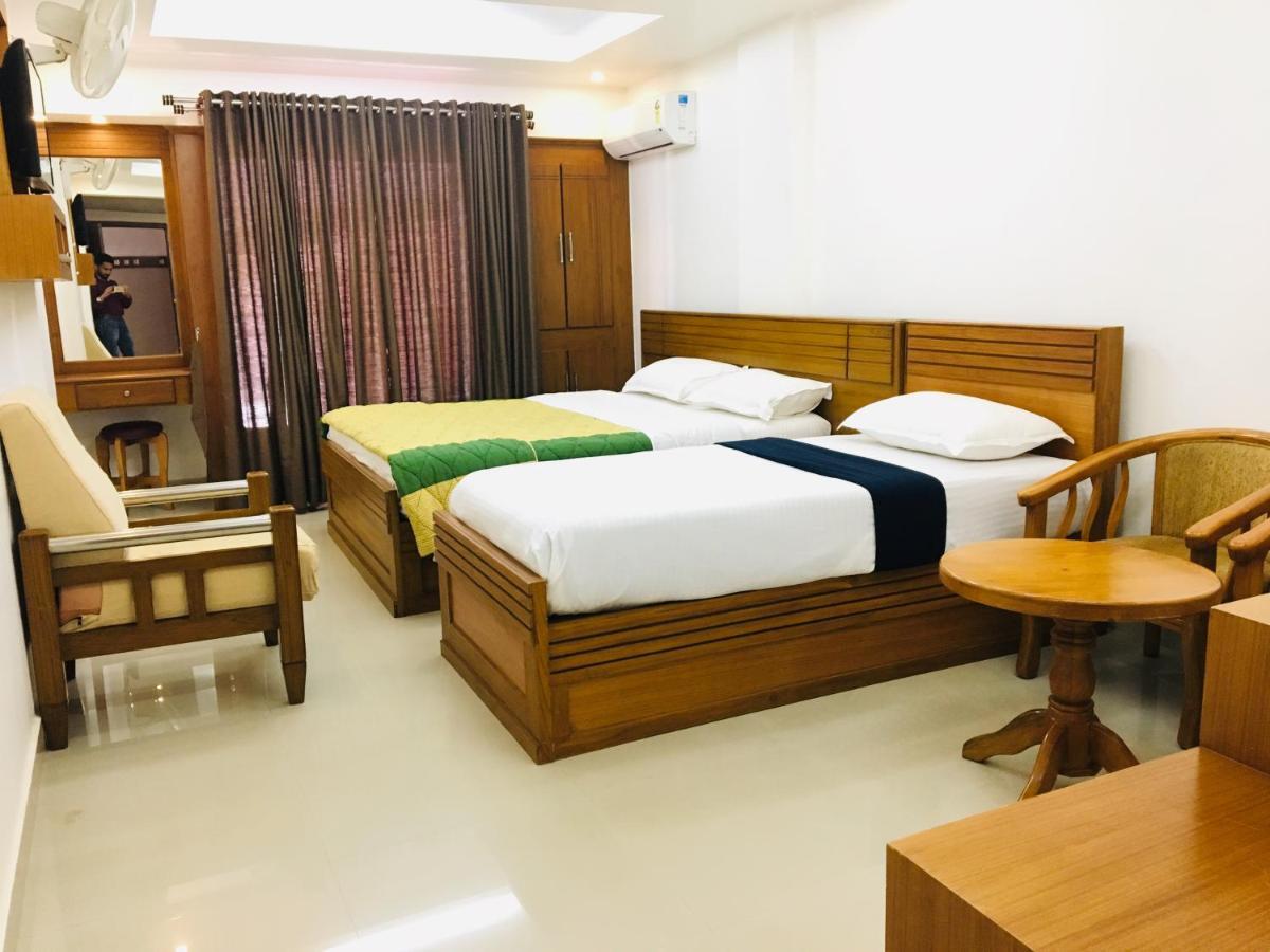 Hotel Madikeri Heritage Esterno foto